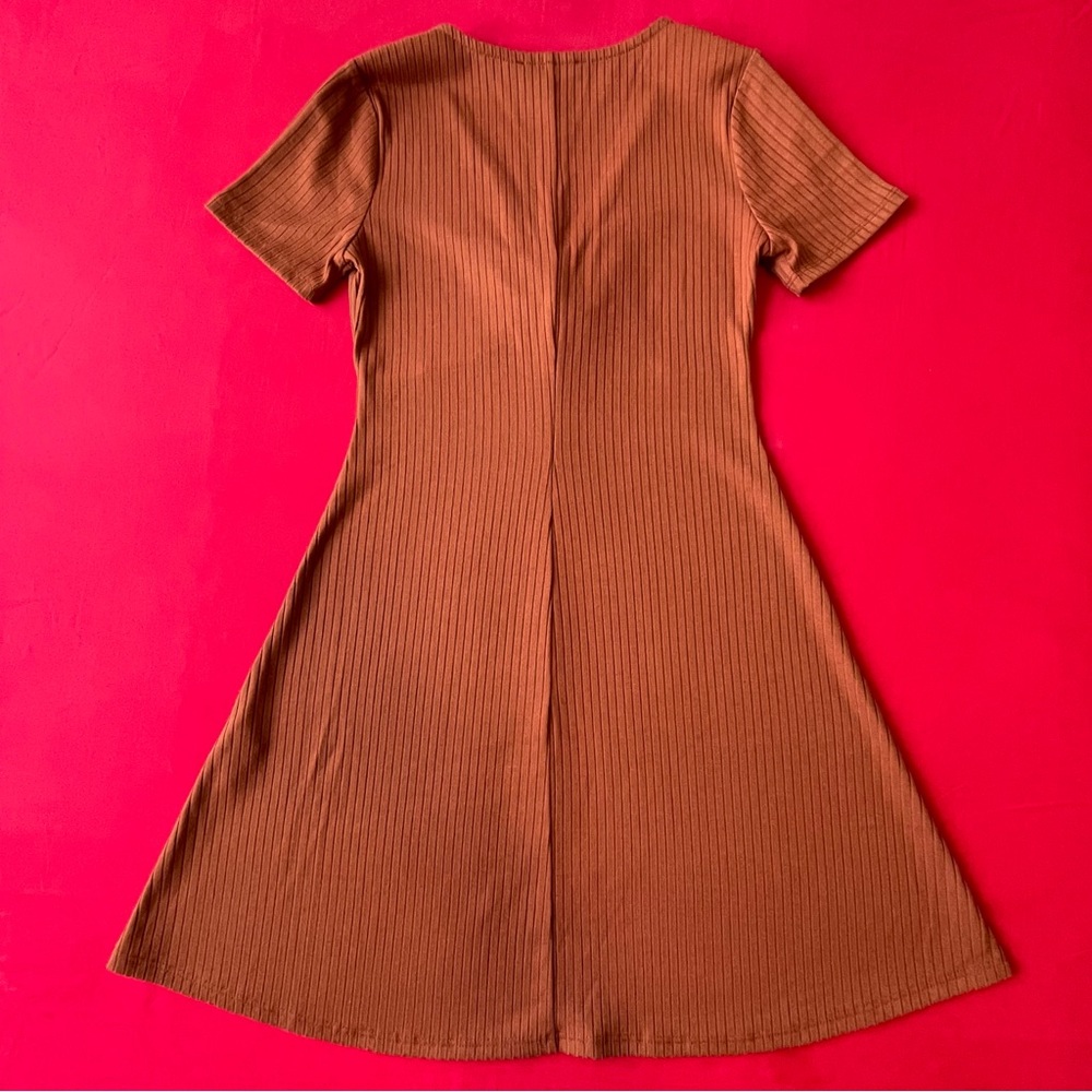 Forever 21 V-Neck Dress Size US S. - Picture 3 of 7